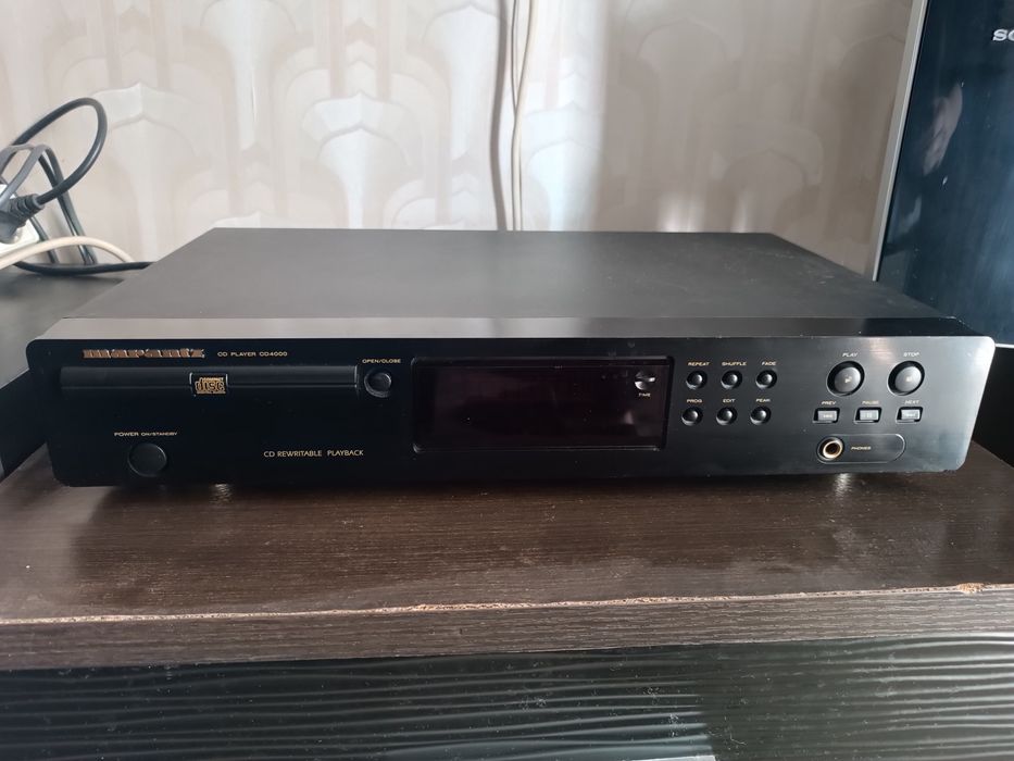 Програвач дисків Marantz CD4000 Стан!