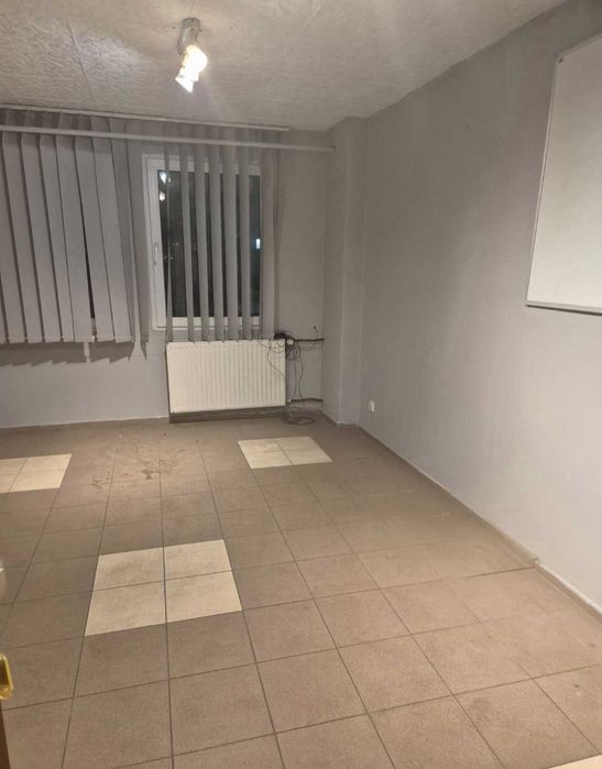 Wynajmę pomieszczenia
