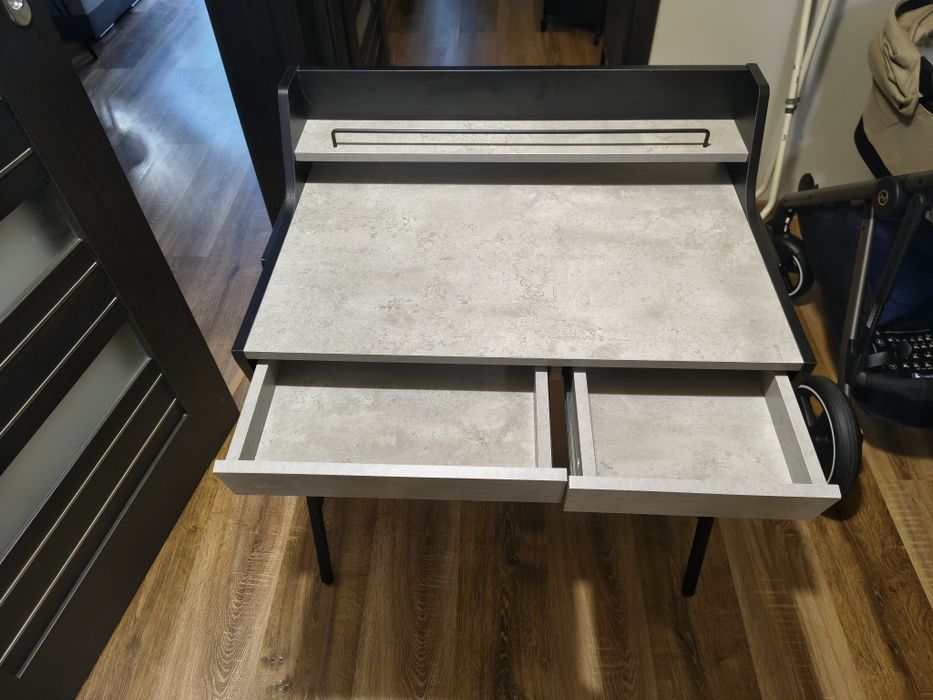 BIURKO Loft Z Szufladami BORR Betonowe Z Czarnym Stelażem