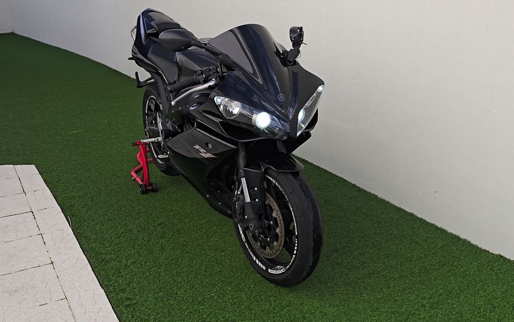 Yamaha Yzf R1 Bem cuidada