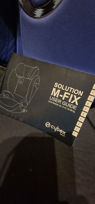 Автокресло-бустер для ребенка