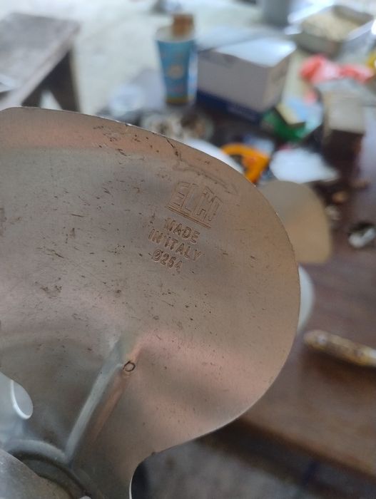 Двигун охолодження холодильник