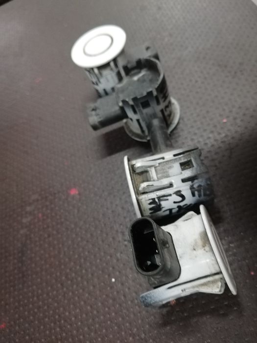 Czujnik parkowania PDC tył tylny koszyk mocowanie Ford Focus mk3 HB