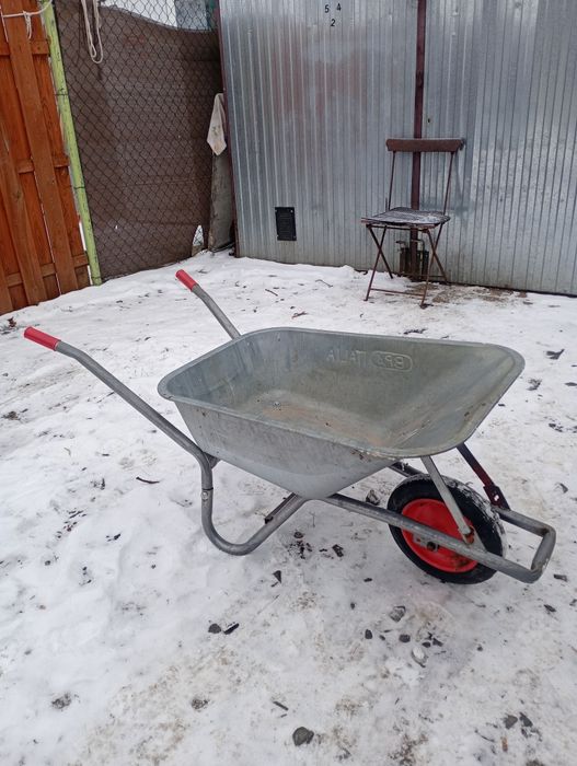 Sprzedam taczkę stan bdb