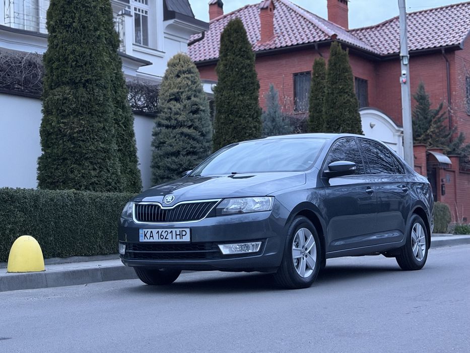 Skoda Rapid 2016 рік.