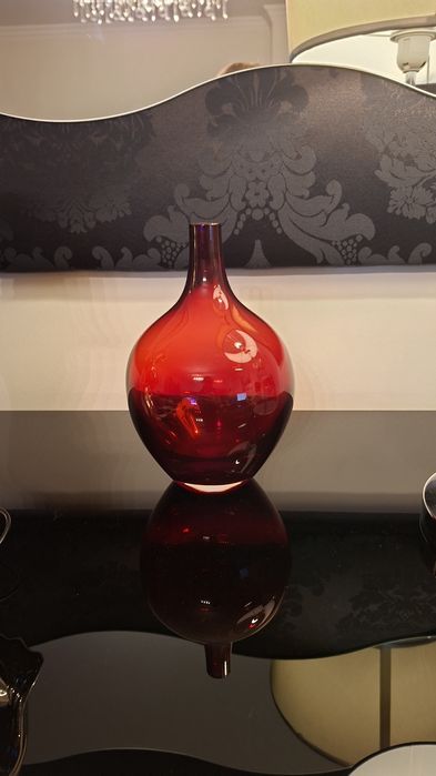 Jarras vidro vermelhas