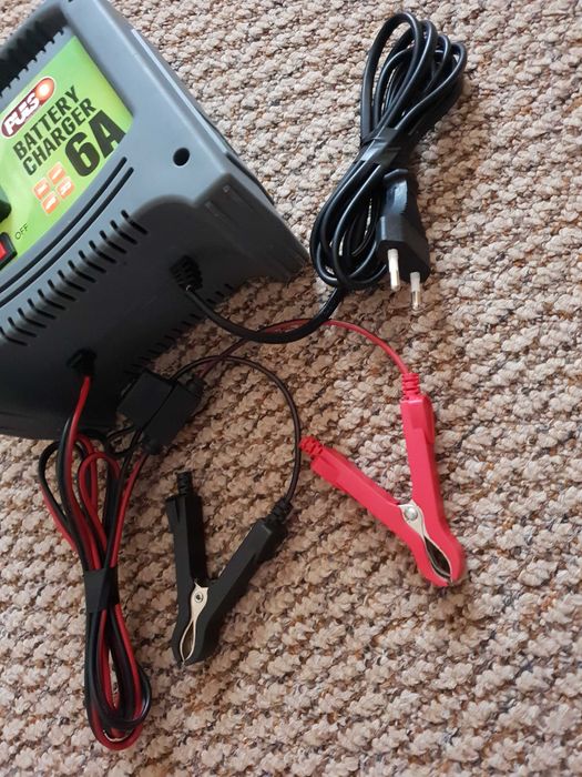 Зарядний пристрій Pulso 6A зарядка до машини автозарядка акамулятора