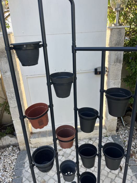 Floreira vertical 13 vasos