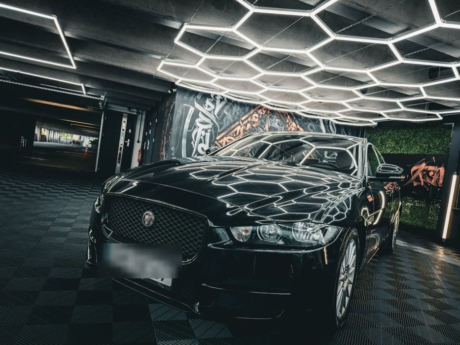 Jaguar XE Jaguar XE 2.0 Diesel 163 KM | 2016 | jasna skóra | bogate wyposażenie