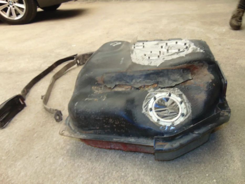 Toyota Supra 3000 turbo depósito gasolina