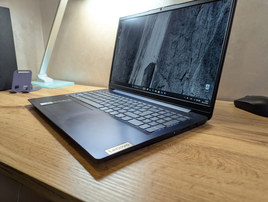 Великий Ультрабук Lenovo IdeaPad 3 15ITL6 i3/11th FHD 8/128