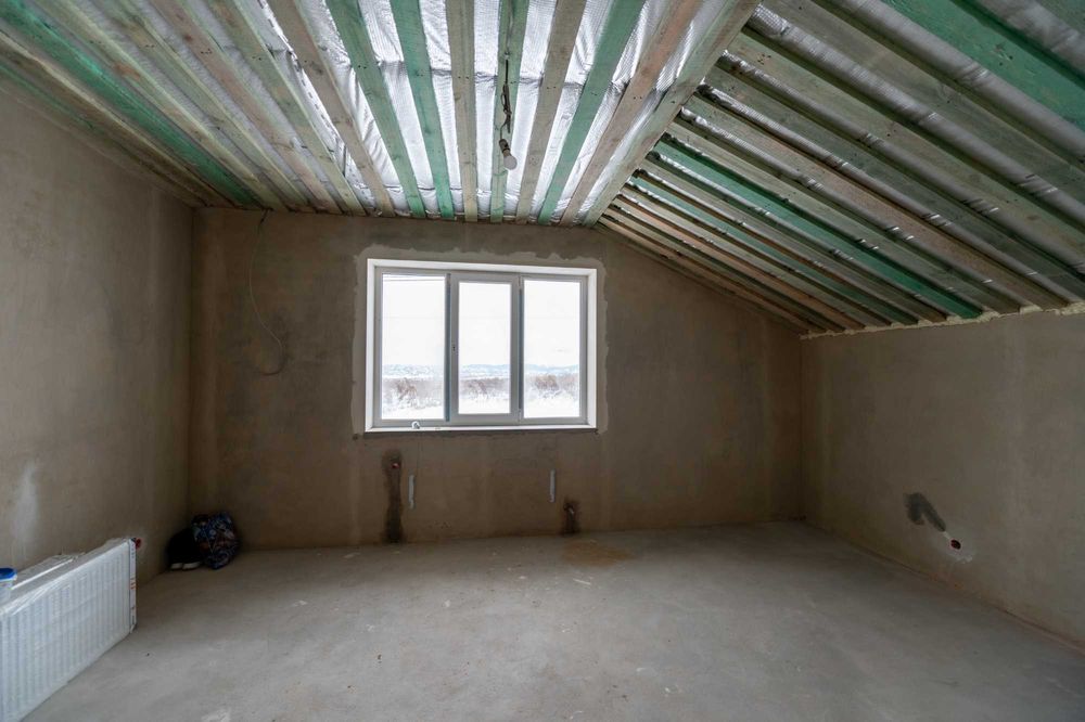 Новий цегляний будинок 100 м²  4 кімнати | тераса