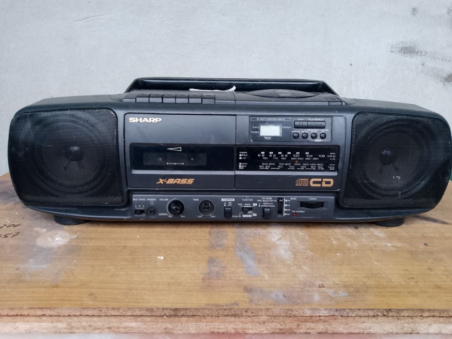 Radioodtwarzacz Sharp Qt -cd 5 h