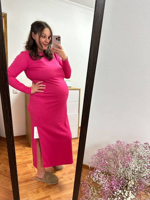 Плаття для вагітних та годуючих