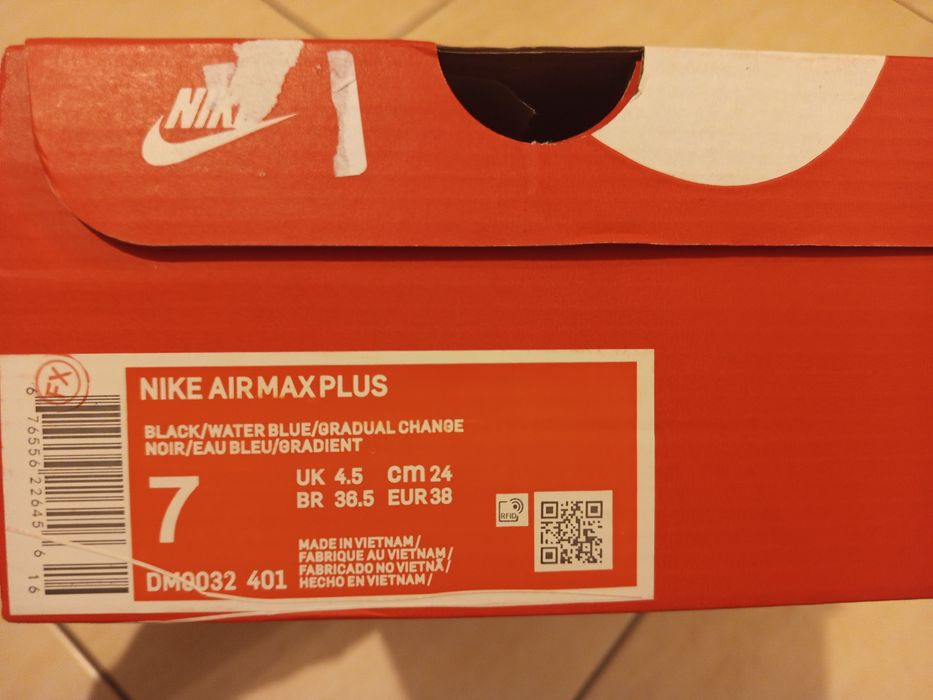 Buty sportowe Nike Air Max Plus r.38