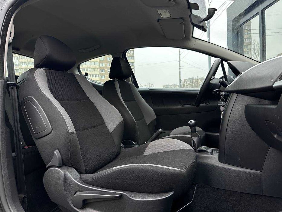 Peugeot 207 2008р. 1.4 бензин Кредит/Лізинг/Обмін/Розстрочка