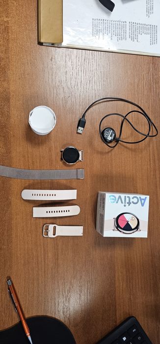 Samsung  Galaxy  Watch Activ złoto różowy