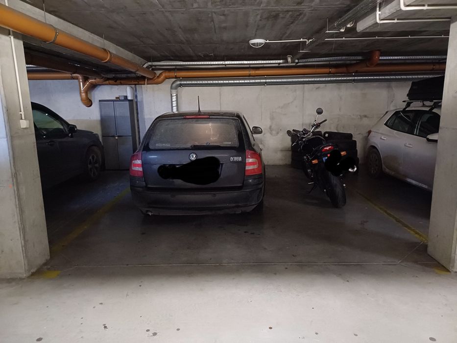Duże Miejsce postojowe