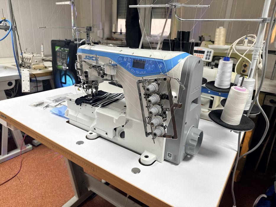 Renderka Dwuigłówka drabinkowa Jack W4-UT 230V 5,6mm AUTOMAT Servo 230