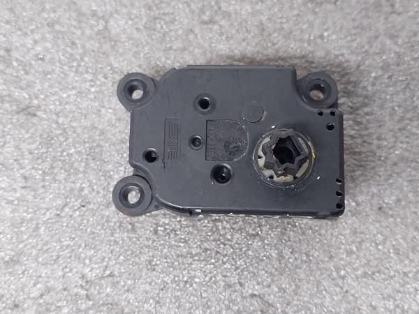 Motor da comporta da sofagem FORD Focus C-Max (DM2)