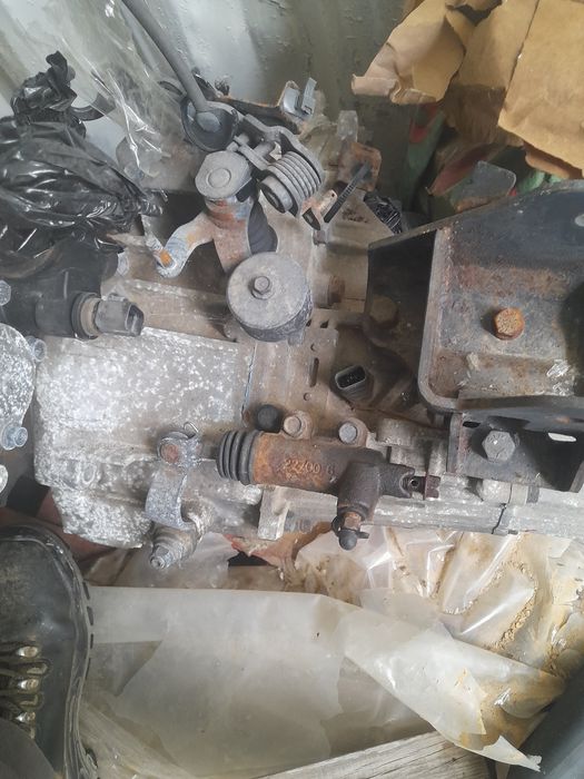 Caixa e motor hyunday getz 2002 a gasolina 1.1