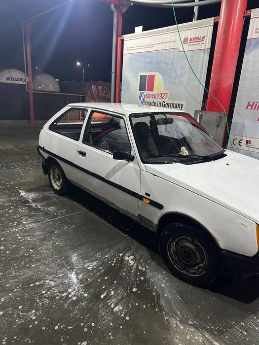 Заз Таврія нова 1102