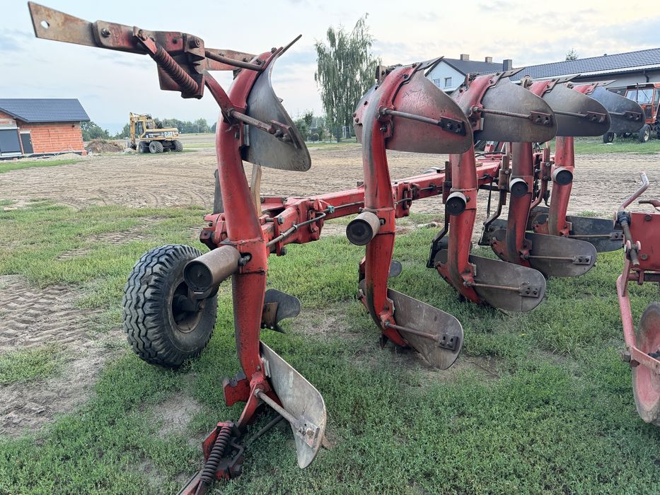 Pług Kuhn Huard 5 skibowy non stop 4+1