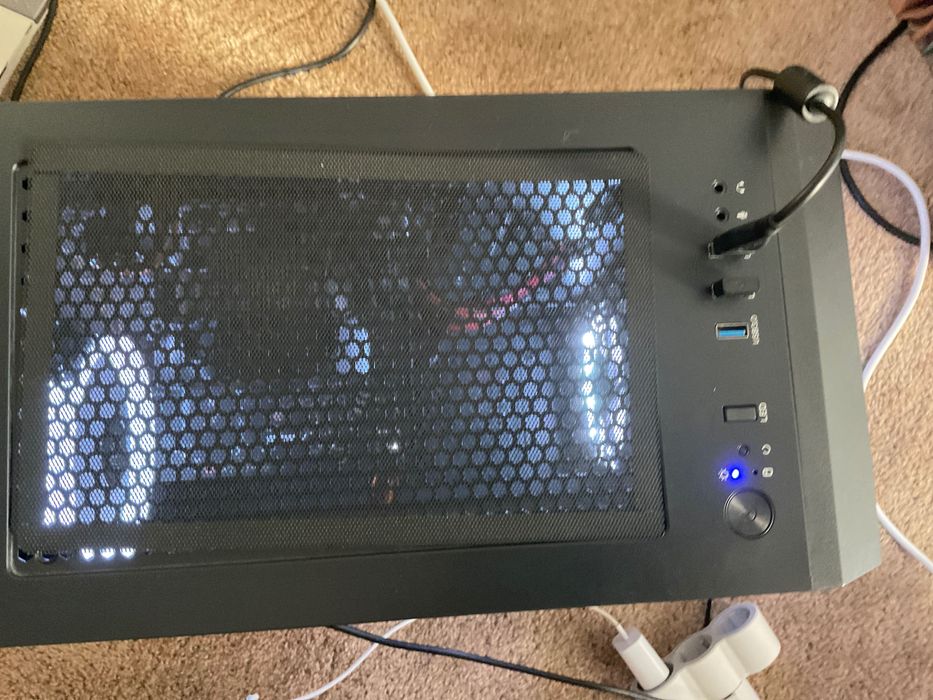 PC Gaming Ryzen 5 3500X|GTX 1660 Super|16GB RAM| + Monitor Samsung 4K