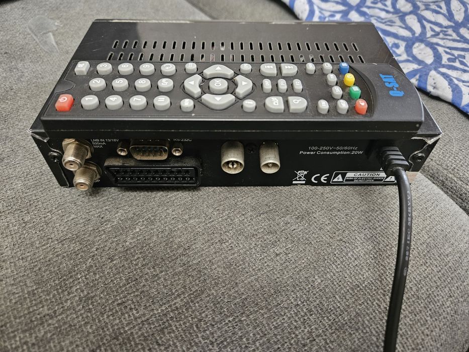 Спутниковый тюнер  Q-SAT ST-09