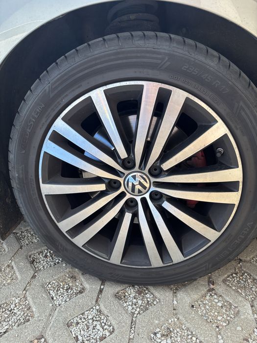 Vredestein r17” letnie stan bdb
