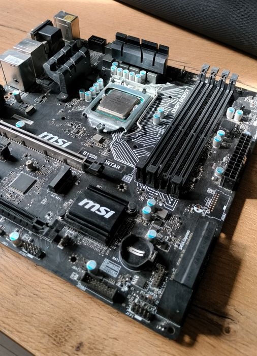 Płyta główna Msi  wraz z procesorem Intel
