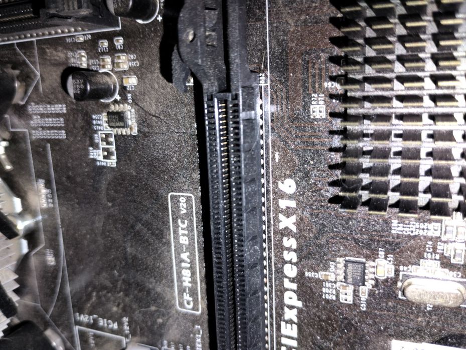 Майнинг ферма 6 Rx 470 4 gb