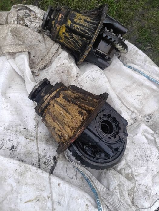 Продам редуктор та радіатор