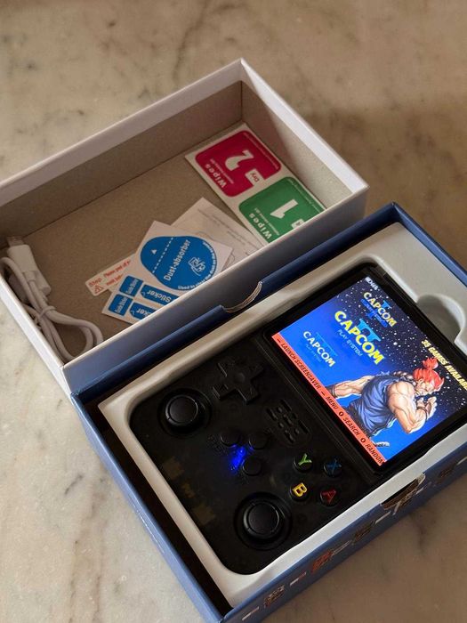 Consola emulador r36s