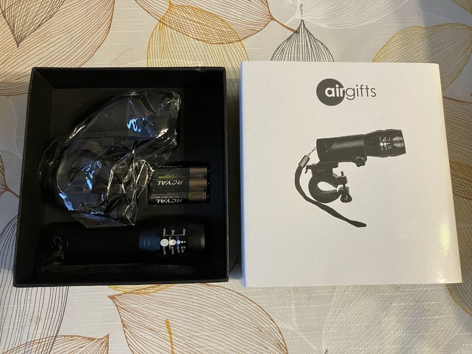 Uchwyt do roweru, latarka, NOWY