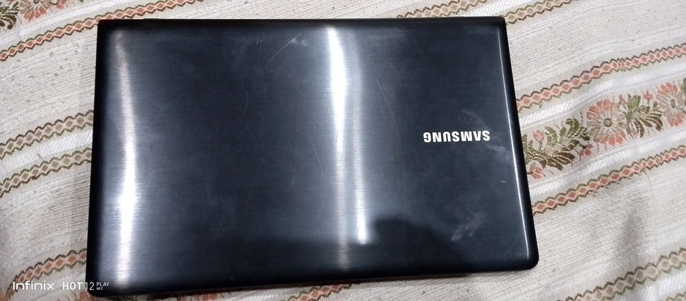 Продам ноутбук Самсунг