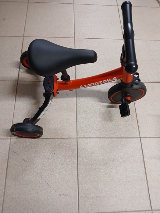 Triciclo Besrey Evolutivo 1-4 anos