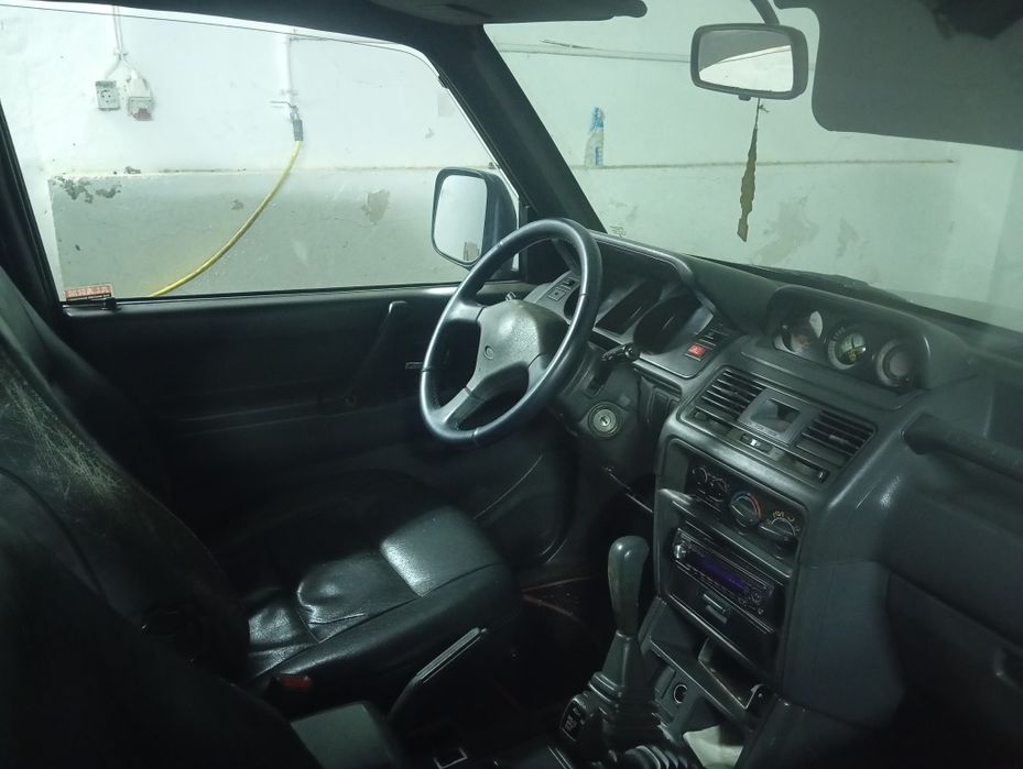 Mitsubishi Pagero GLX