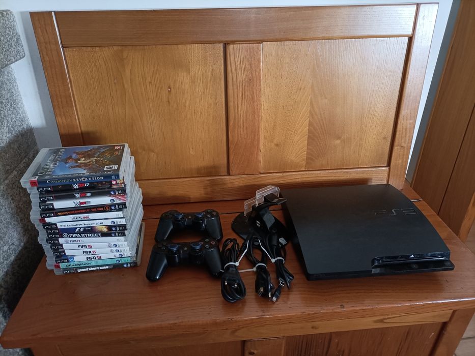 Play Station 3 (250 GB)