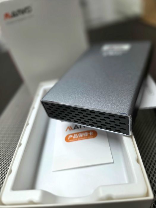 Caixa Externa para Discos Rígidos com suporte para RAID para 2 discos)