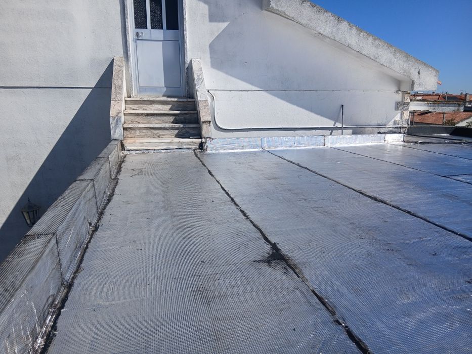 Aplicação de tela asfaltica  impermeabilização