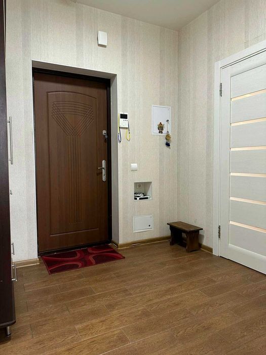 ВЛАСНИК. БЕЗ КОМІСІЇ. Продається 2-кімнатна з дизайнерським ремонтом в ЖК «Яскравий» вул Кульженків, 35 .Продаж від власника без комісії для покупця! - View 4