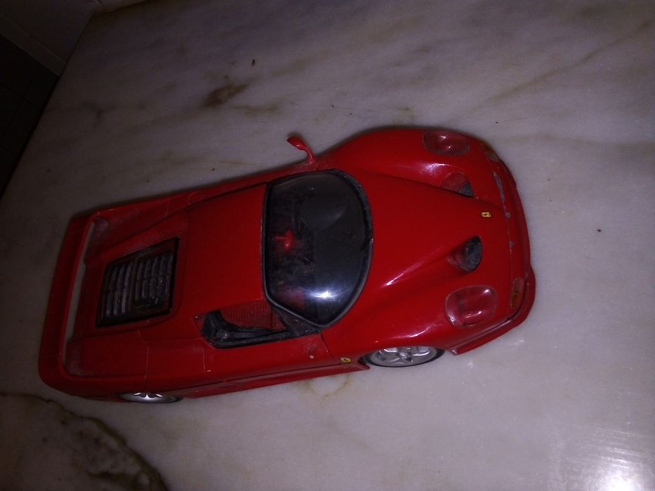 Ferrari F50 1 Escala 1:18