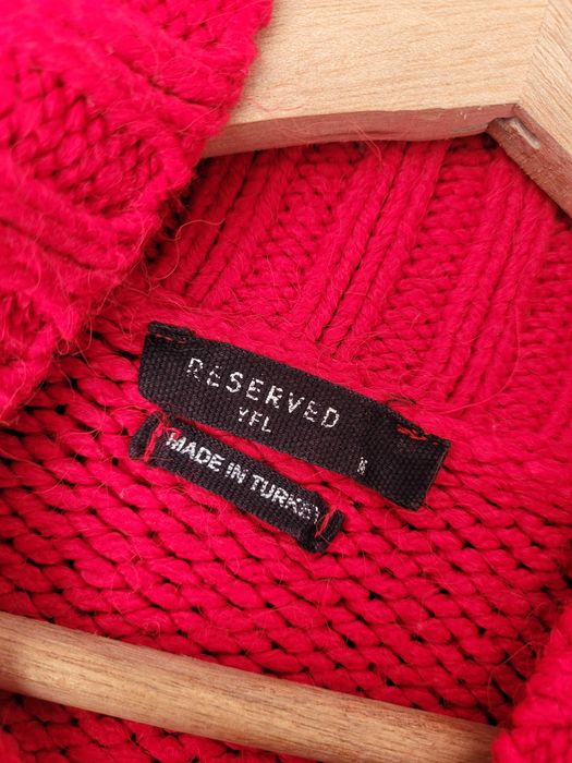 Sweter długi czerwony półgolf