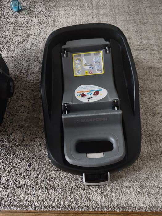 JAK NOWY Fotelik maxi-cosi cabrio fix + baza maxi Cosi family fix