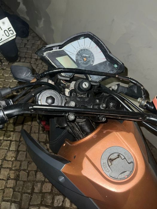 Keeway tx 125 avariada