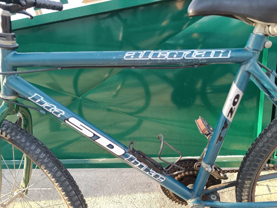 Bicicleta BTT ALCOTAN + Capacete POLISPORT Roda 26