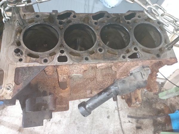 Bloco Armado Ford/PSA 2.2 TDCI/HDI C8S1A PSA 2.2 4H03