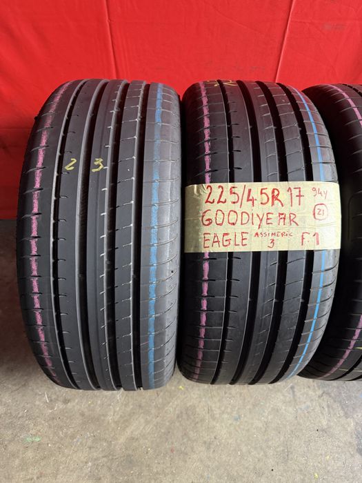 Pnrus 225/45/17 Goodiyear todos iguais Impecaveis