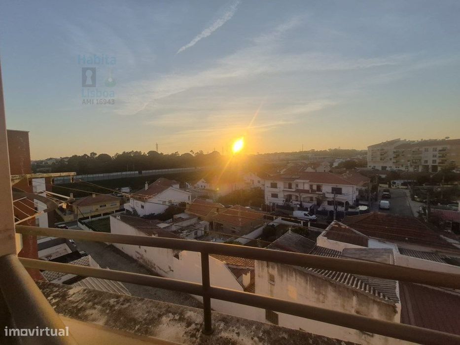 T2 Almada: Boas Áreas, 2 WC e Perto do Fórum e Praias — Laranjeiro E Feijó, Setúbal